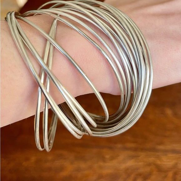 Silpada 21 Bangle Salute Bracelet - Picture 2 of 6